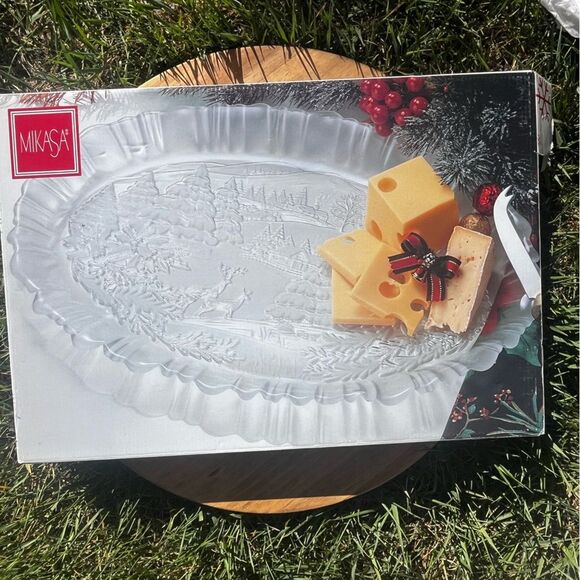 Mikasa Frosted Glass Winter Dream Serving Platter Holiday Christmas Deer & Trees - Picture 13 of 15